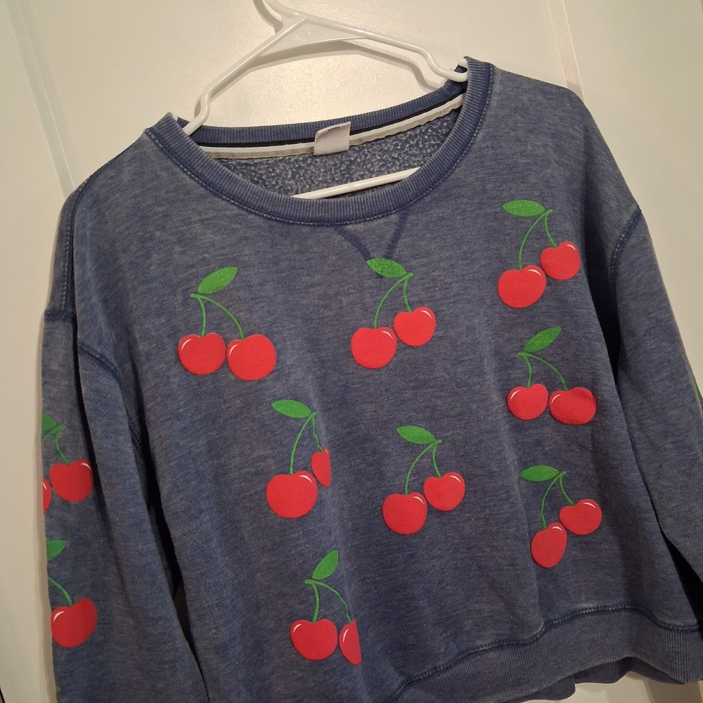 Relaxx Sweatshirt Women XL Blue Cherry Print Long Sleeve Crop Top Y2K Aesthetic